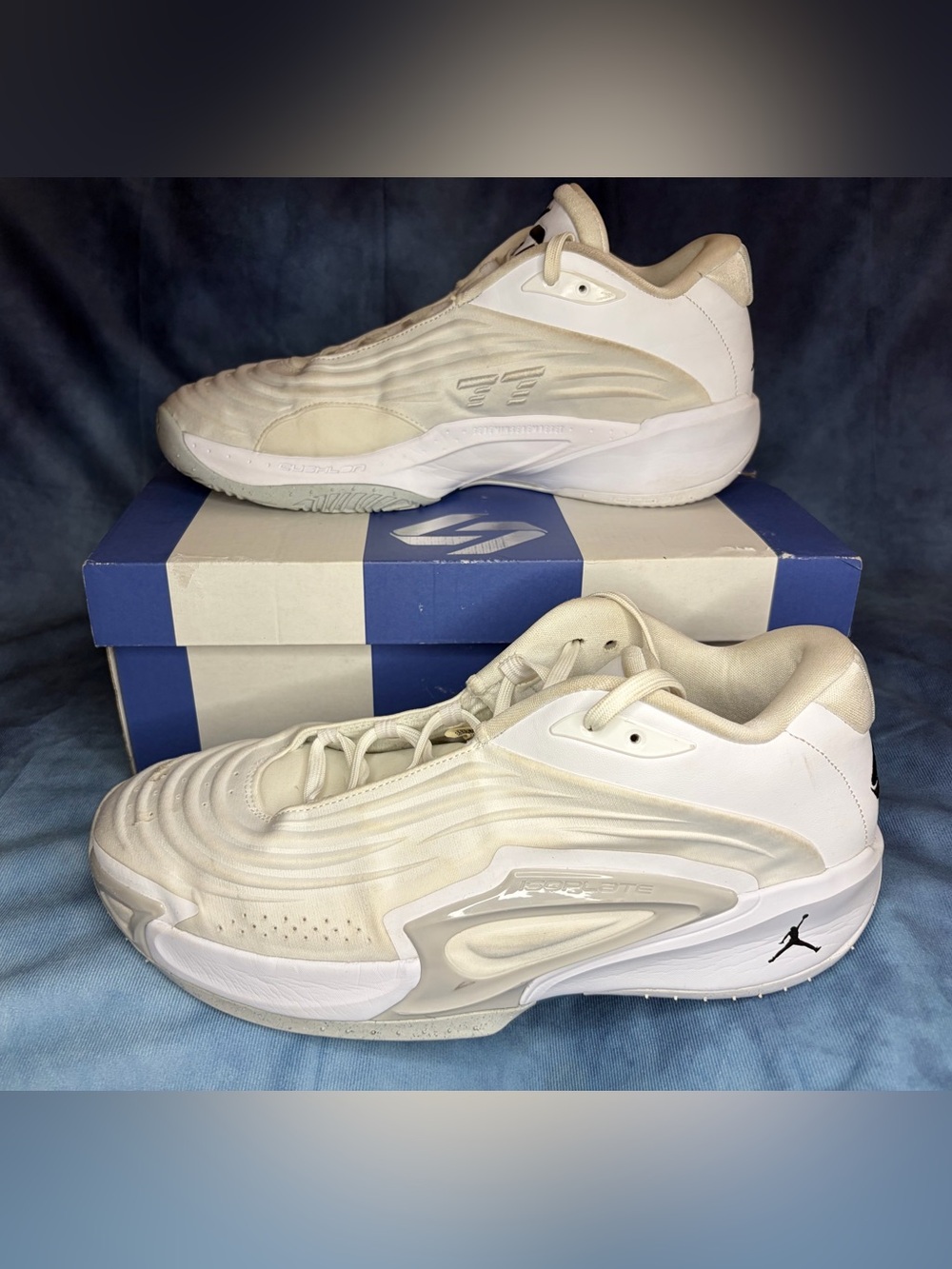 Jordan Luka 3 - Picture 2 of 7